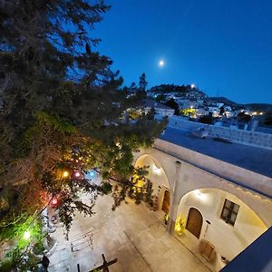 Armesos Cave Hotel